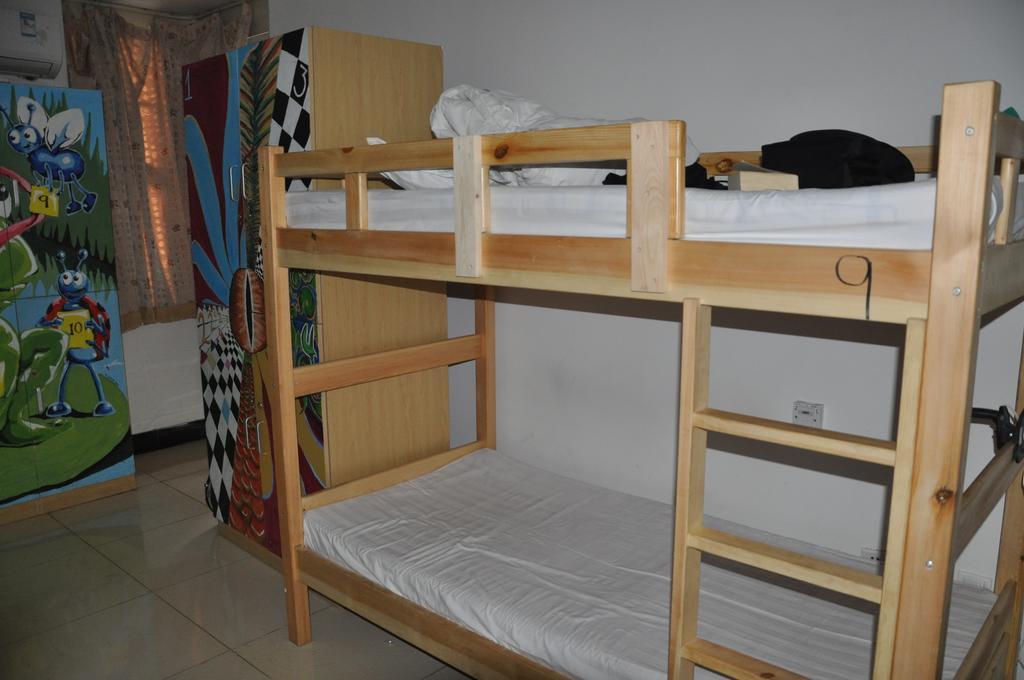 Three Legged Frog Hostel Pequim Quarto foto