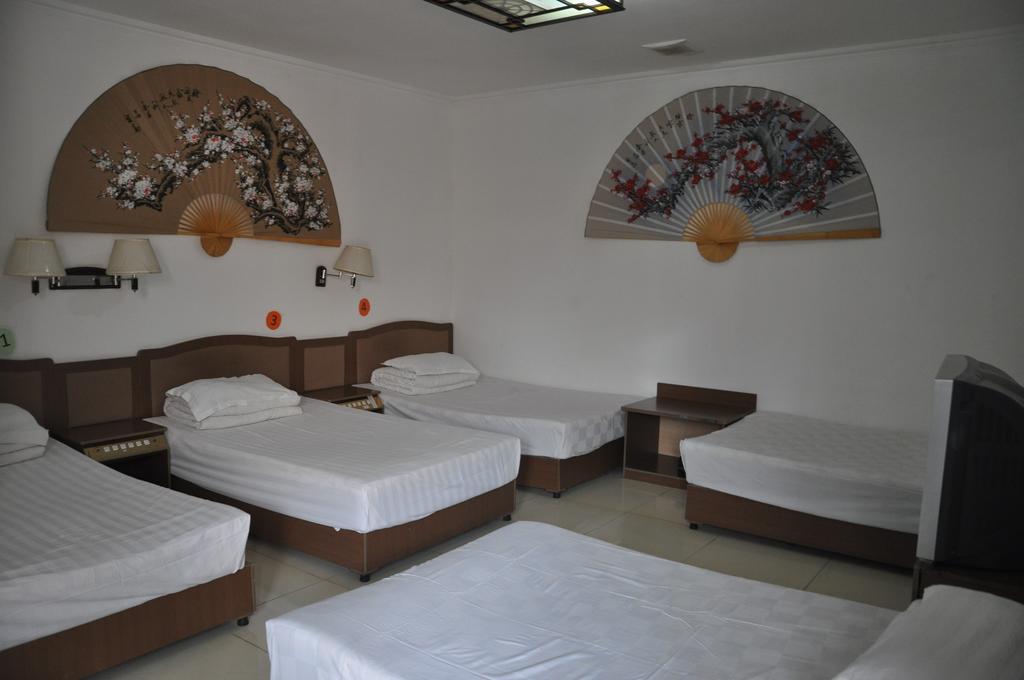 Three Legged Frog Hostel Pequim Quarto foto